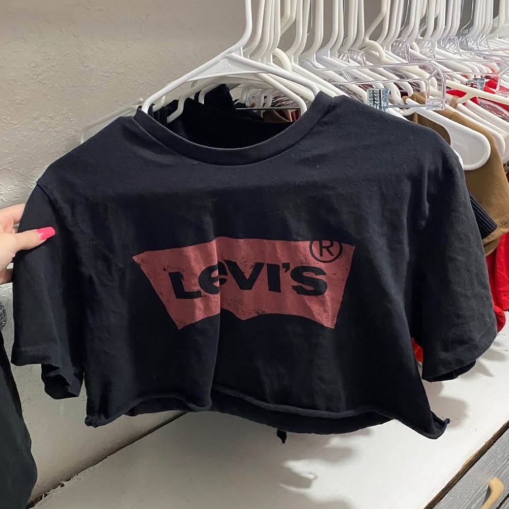 Levi's Black Crop Top